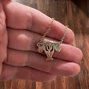 Uterus necklace